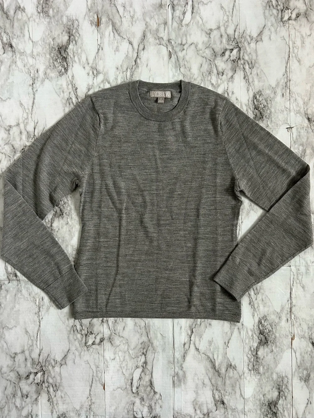 J. Crew | women’s size medium 100% merino wool Carolyn fitted crewneck sweater